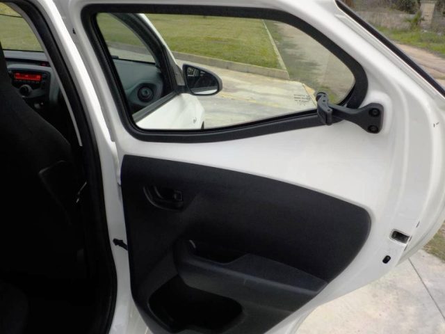 TOYOTA Aygo usata, con Chiusura centralizzata telecomandata