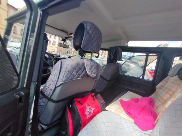 LAND ROVER Defender usata 15