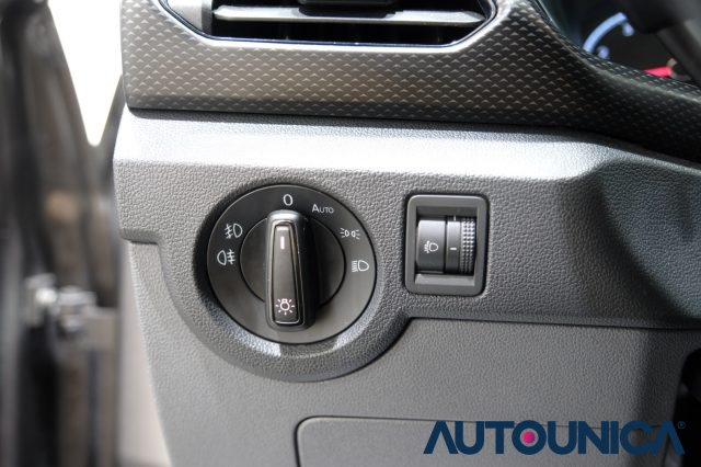 VOLKSWAGEN T-Cross usata, con Bracciolo