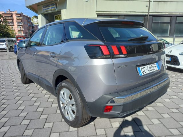 PEUGEOT 3008 usata, con Airbag