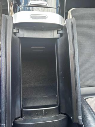 MERCEDES-BENZ C 220 usata 23