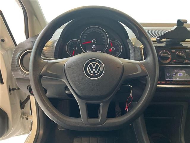 VOLKSWAGEN up! usata 17