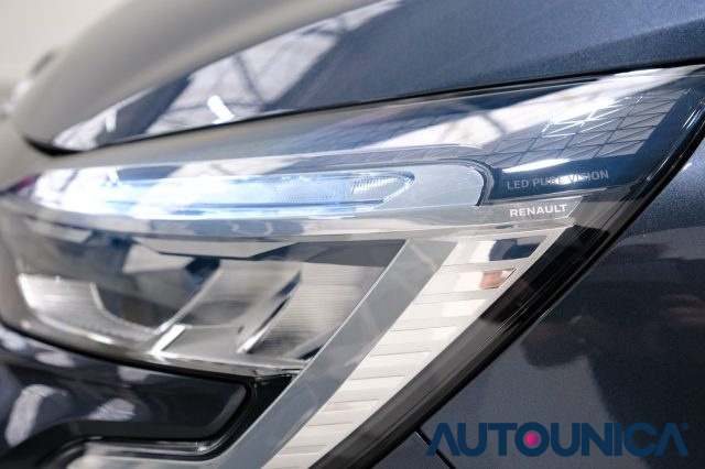 RENAULT Clio usata, con Bluetooth