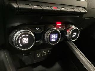RENAULT Clio usata 23