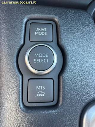 TOYOTA Hilux usata, con USB