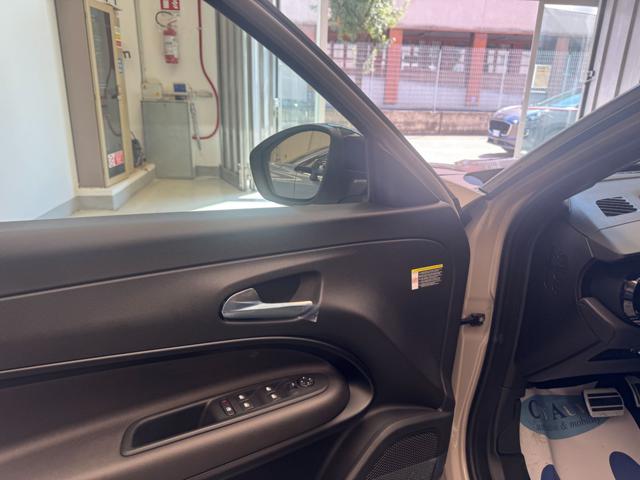 ALFA ROMEO Junior usata, con Boardcomputer