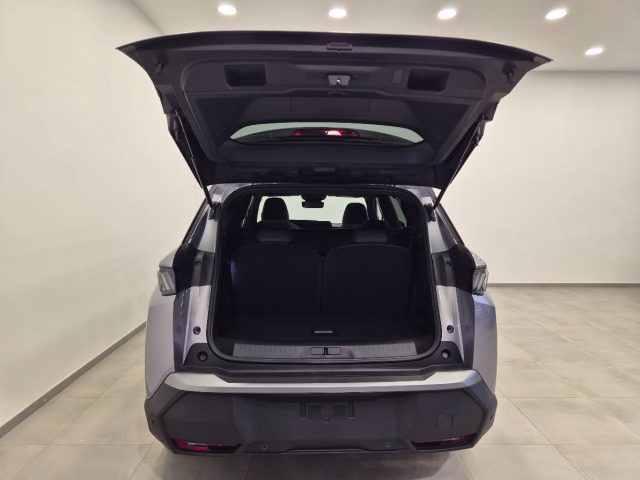 PEUGEOT 5008 usata, con Luci diurne