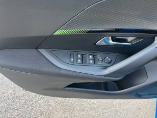 PEUGEOT 2008 usata, con Climatizzatore