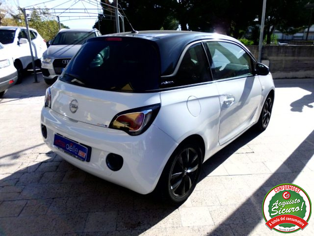 OPEL Adam usata, con Autoradio