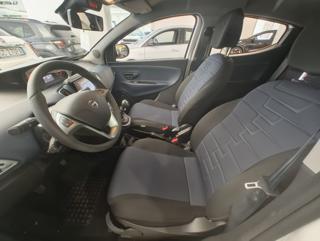 LANCIA Ypsilon usata, con Autoradio