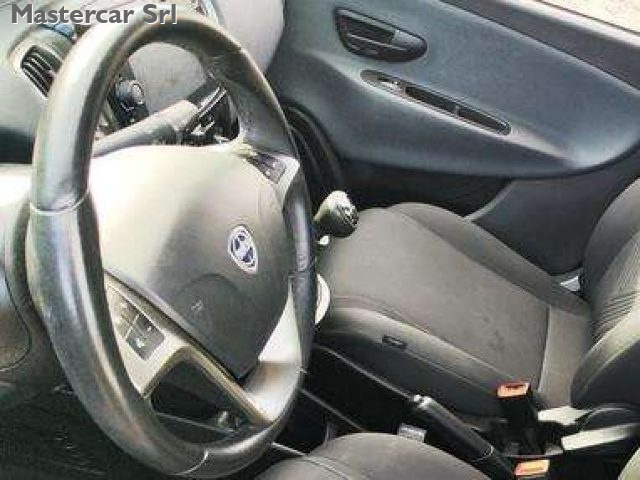 LANCIA Ypsilon usata, con Boardcomputer