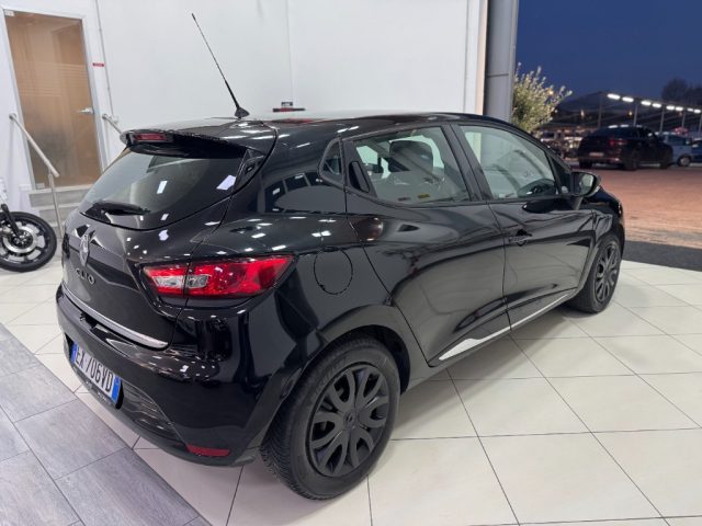 RENAULT Clio usata, con Alzacristalli elettrici