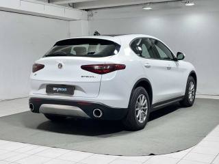 ALFA ROMEO Stelvio usata, con Autoradio