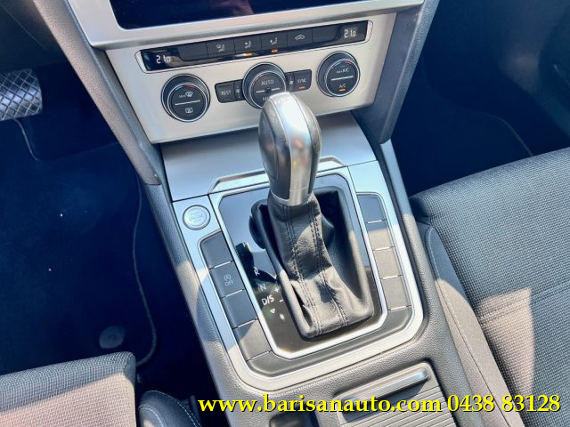 VOLKSWAGEN Passat Variant usata, con Controllo automatico clima