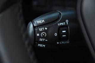 PEUGEOT 2008 usata, con Touch screen