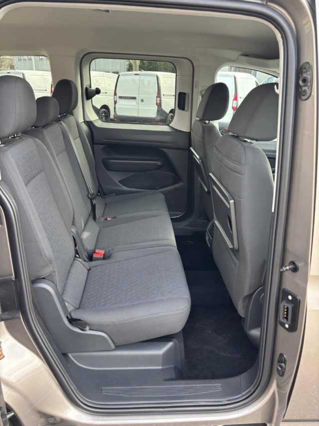 VOLKSWAGEN Caddy usata, con Fari LED