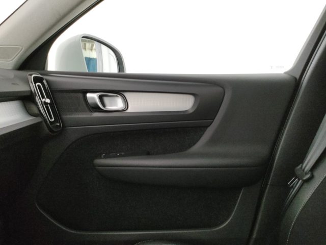 VOLVO XC40 usata, con Touch screen