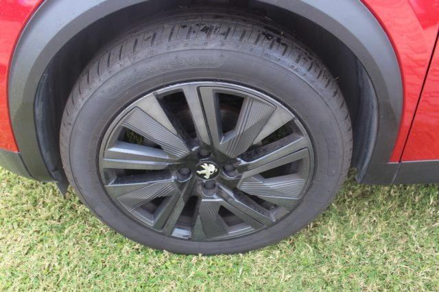 PEUGEOT 2008 usata, con Chiusura centralizzata