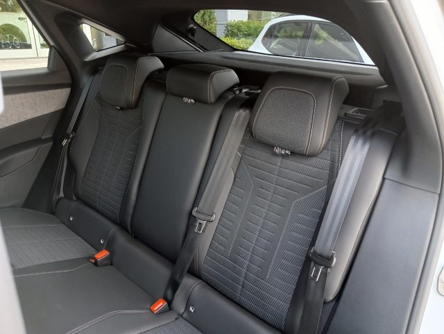 PEUGEOT 3008 usata, con Chiusura centralizzata