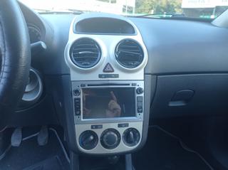 OPEL Corsa usata, con Controllo trazione