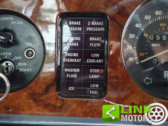 ROLLS-ROYCE Corniche usata 19