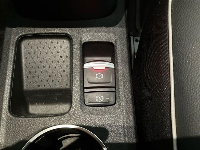 RENAULT Captur usata 21