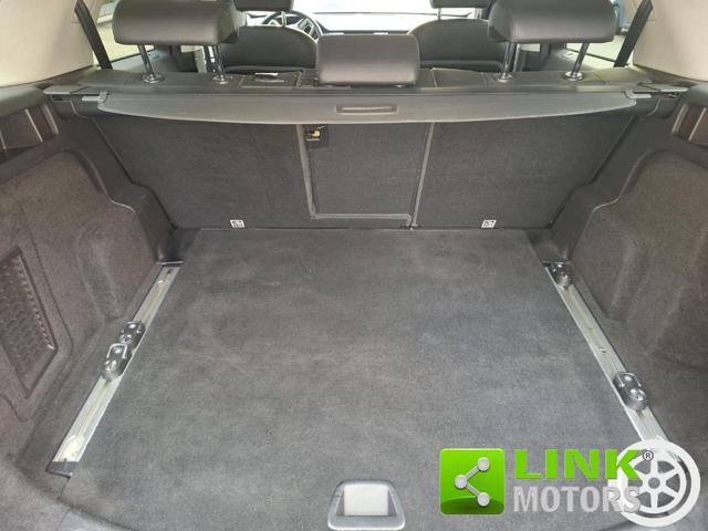 LAND ROVER Discovery Sport usata, con Park Distance Control