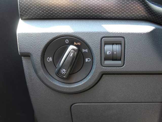 VOLKSWAGEN T-Cross usata, con Autoradio digitale
