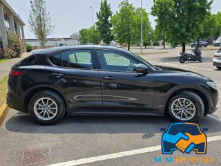 ALFA ROMEO Stelvio usata, con Chiusura centralizzata