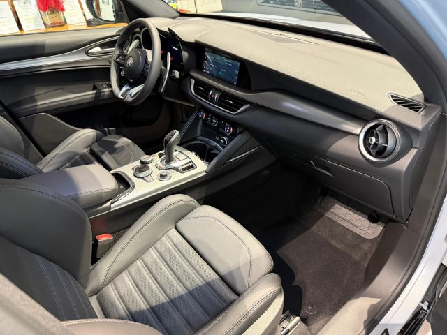ALFA ROMEO Stelvio usata, con Controllo trazione