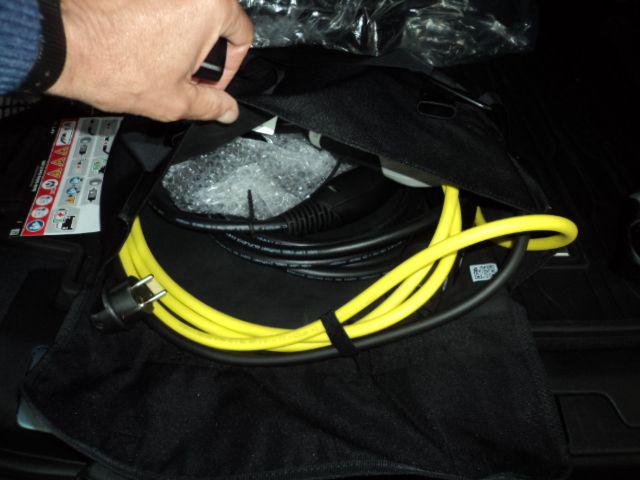 LAND ROVER Range Rover Velar usata, con Autoradio