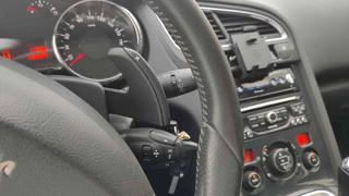 PEUGEOT 5008 usata, con Fendinebbia