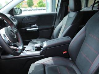 MERCEDES-BENZ GLA 220 usata, con Controllo automatico clima