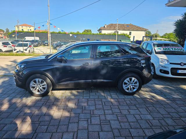 PEUGEOT 3008 usata, con Airbag