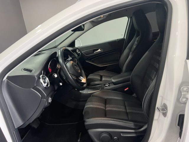 MERCEDES-BENZ GLA 200 usata, con Autoradio