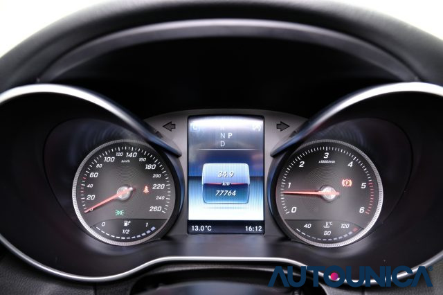 MERCEDES-BENZ C 220 usata, con Leve al volante