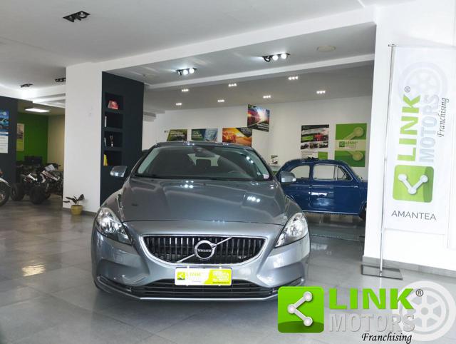 VOLVO V40 usata, con Airbag