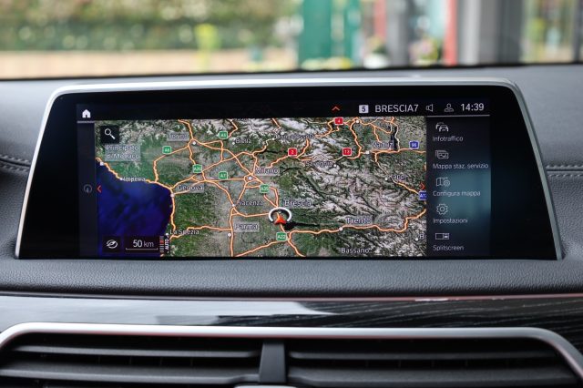 BMW 730 usata, con Sedili massaggianti