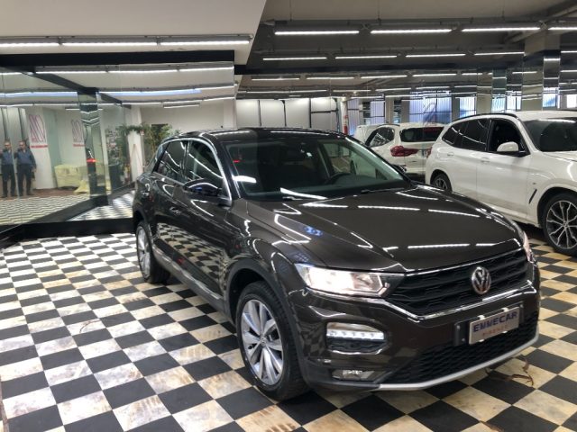 VOLKSWAGEN T-Roc usata, con Airbag