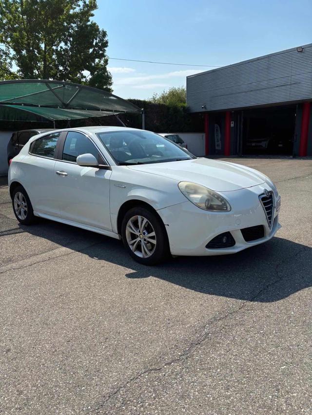 ALFA ROMEO Giulietta usata, con Climatizzatore