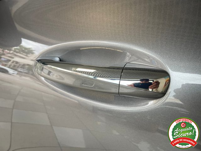 MERCEDES-BENZ CLA 180 usata, con Sedili riscaldati