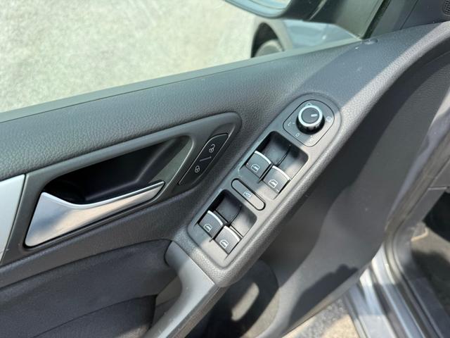 VOLKSWAGEN Golf usata, con Controllo trazione
