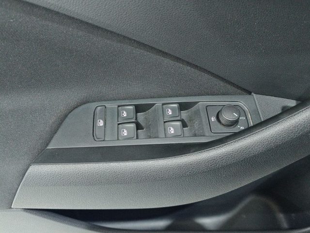 SKODA Kamiq usata, con Specchietti laterali elettrici