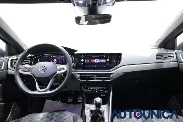 VOLKSWAGEN Taigo usata, con Controllo automatico clima