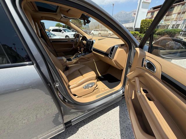 PORSCHE Cayenne usata, con Sedili sportivi