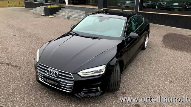 AUDI A5 usata, con Fari LED