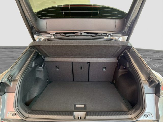 VOLKSWAGEN T-Roc usata 12