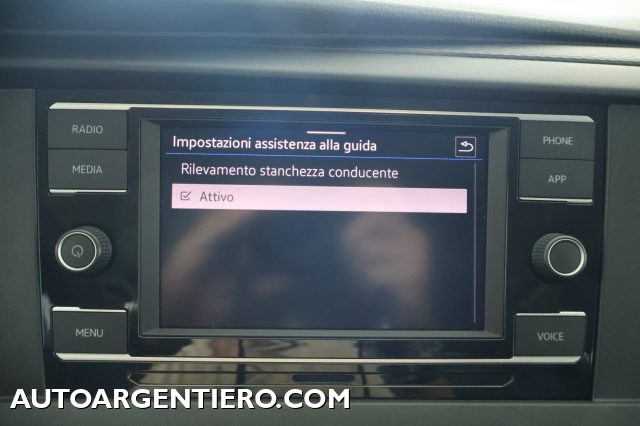 VOLKSWAGEN Transporter usata, con Touch screen