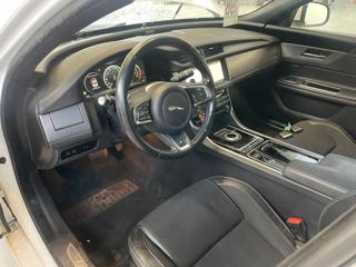 JAGUAR XF usata, con Controllo trazione