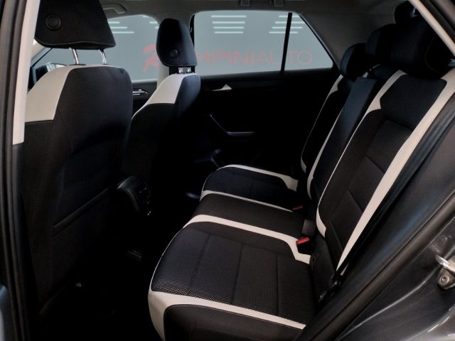 VOLKSWAGEN T-Roc usata 16